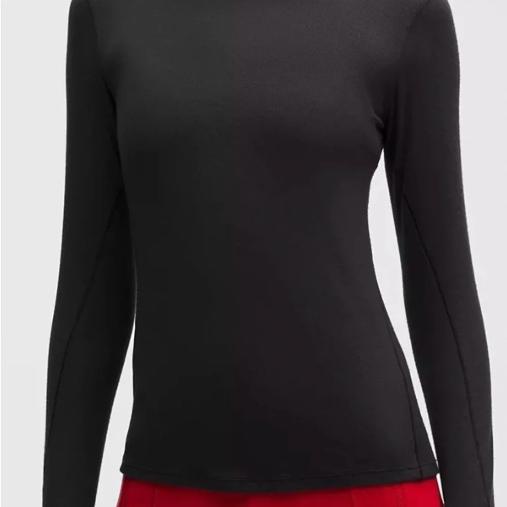 Lululemon Hold Tight Black Long-Sleeve Turtleneck Top (10) - Picture 1 of 4